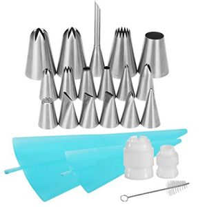 22-in-1 Cake Decorating Supplies