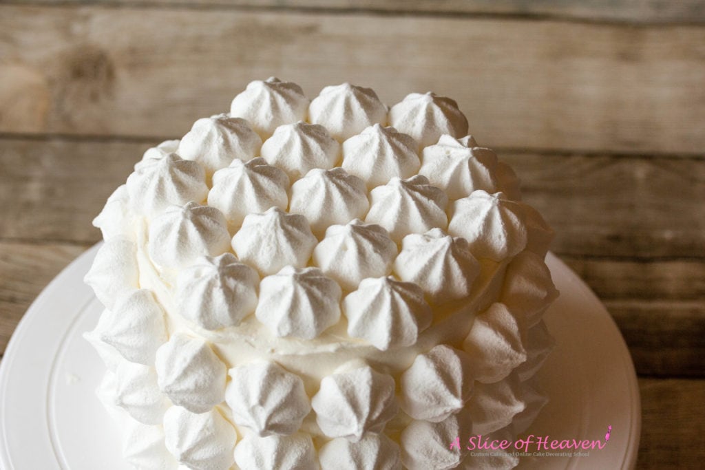 Top covered with meringues