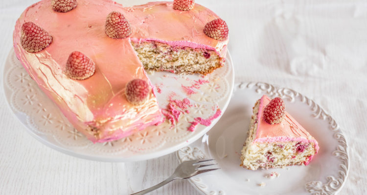 Easy Valentine's Day Cake