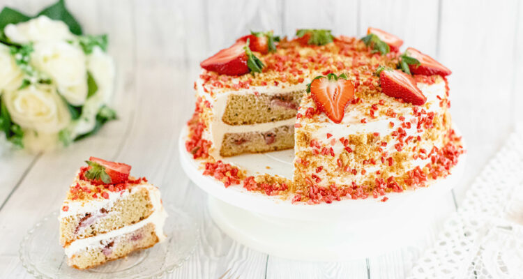 Strawberry Crunch Cake | A Slice of Heaven