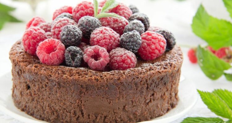 Vegan Chocolate Mousse Cake